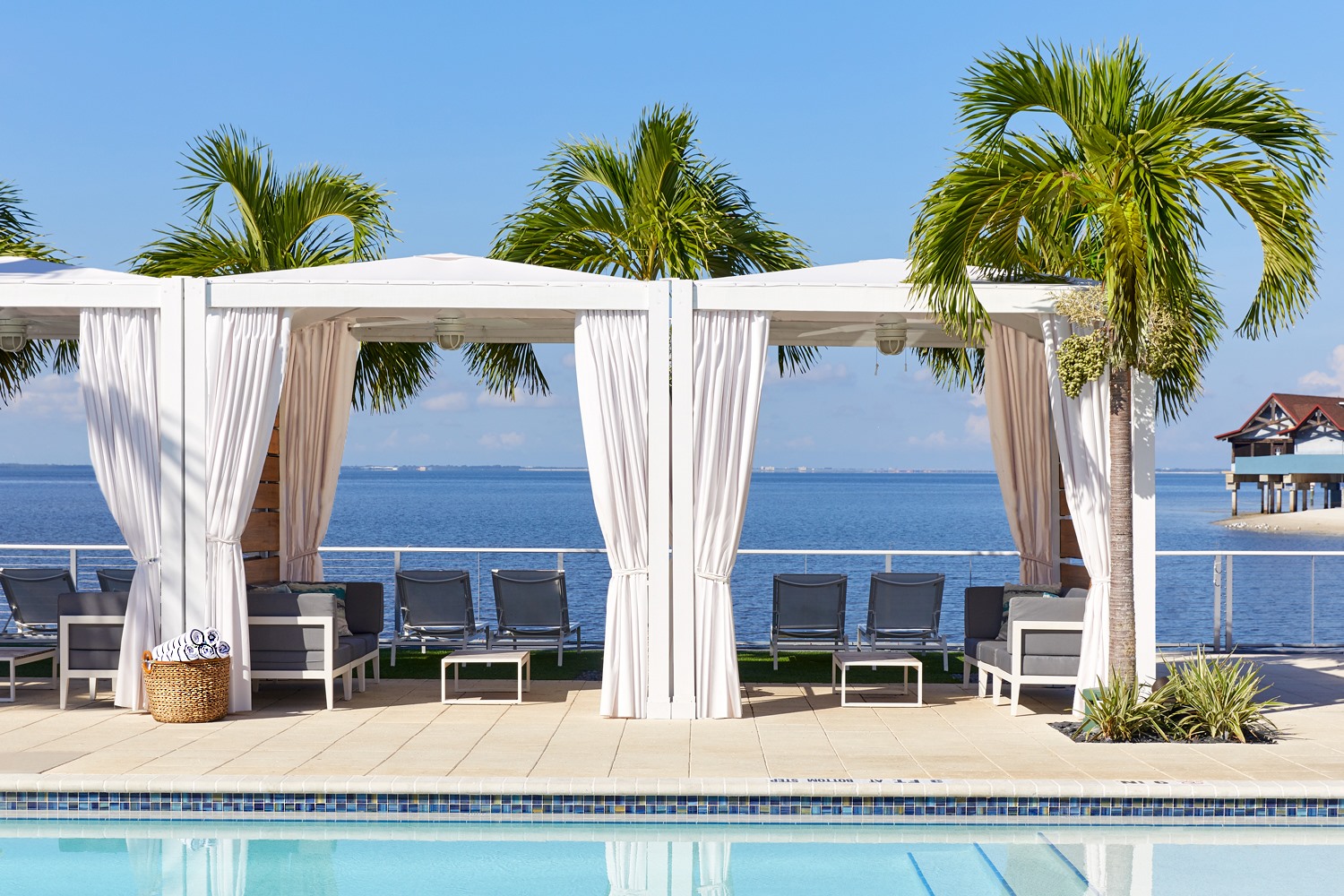 Godfrey Hotel & Cabanas Debuts New Corporate Retreat Day Packages