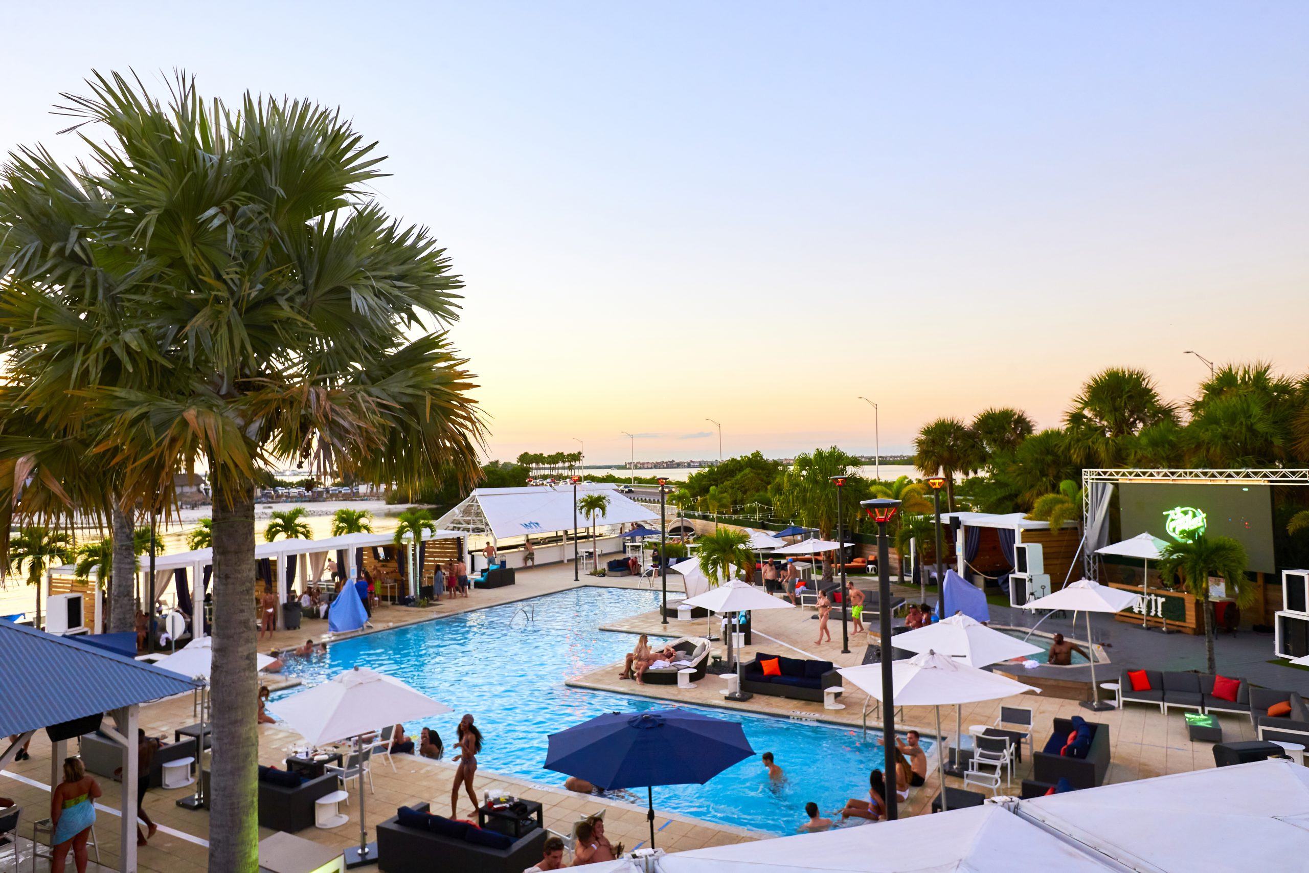 Godfrey Hotel & Cabanas Announces Labor Day Weekend Lineup